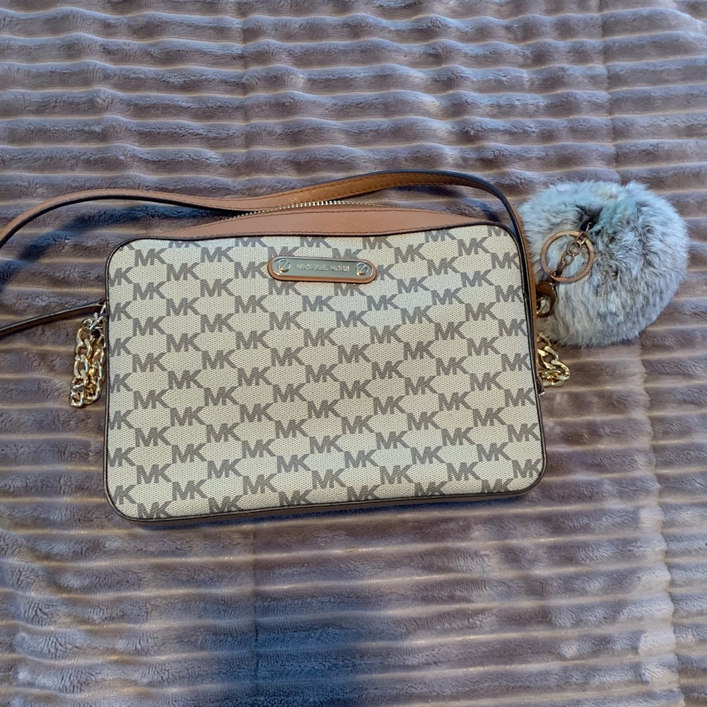 Michael Kors Crossbody